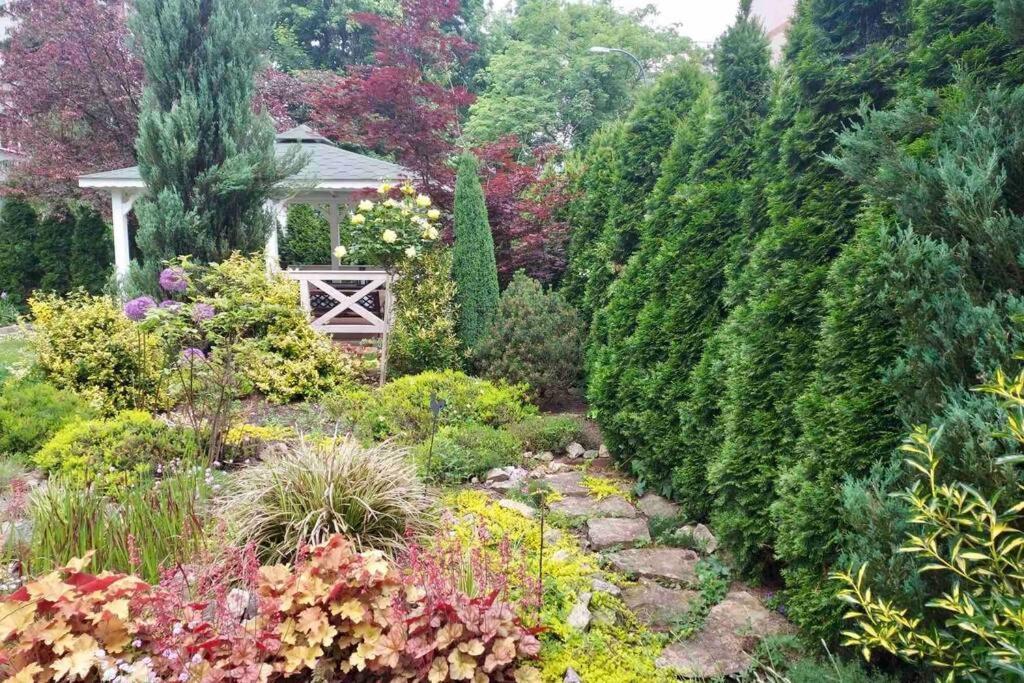 Hidden Gem Garden Appartement Krakau Buitenkant foto